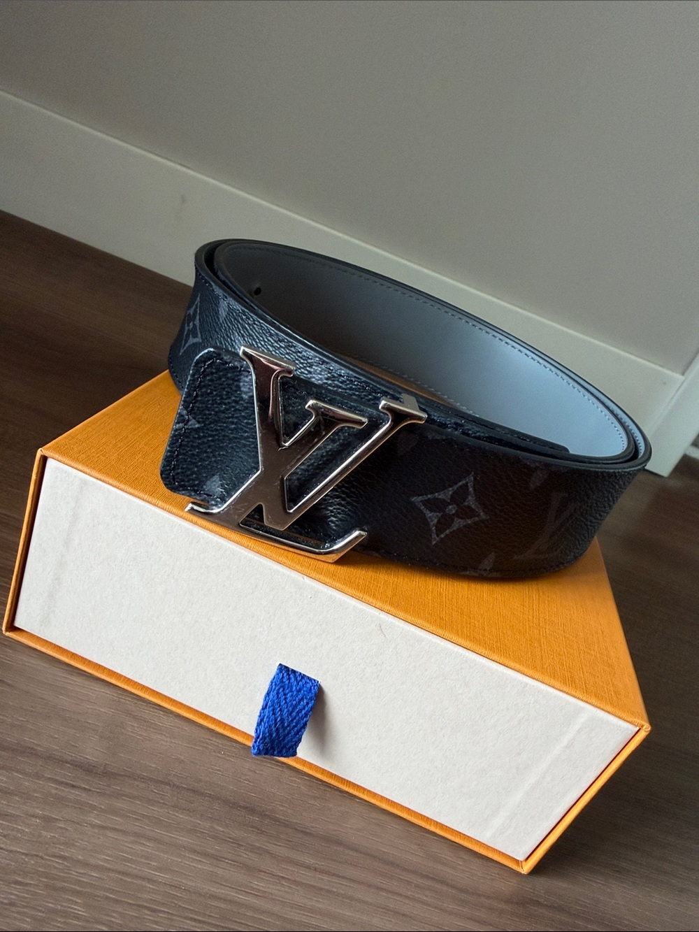 Authentic Louis Vuitton monogram belt with silver buckle